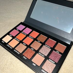 BRAND NEW KAB Day+Night Eyeshadow Palette